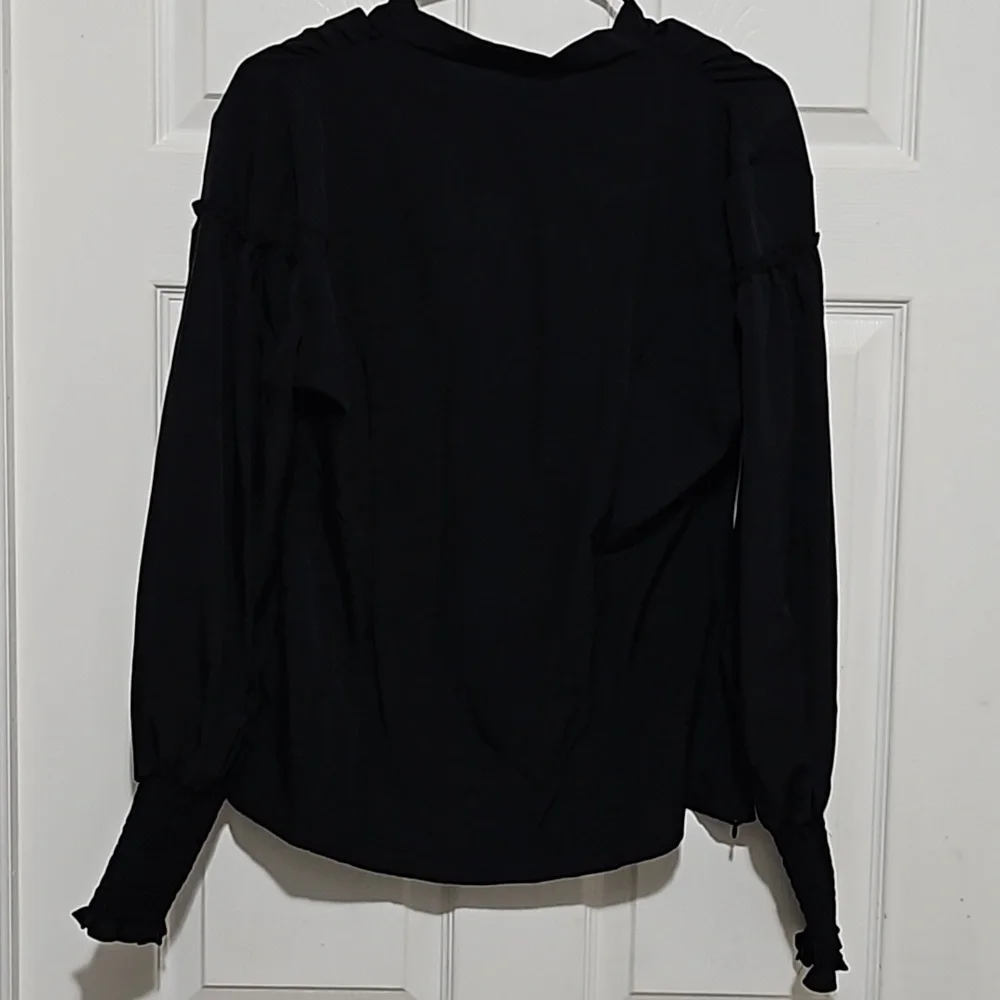 Blouse - Picture 2 of 2